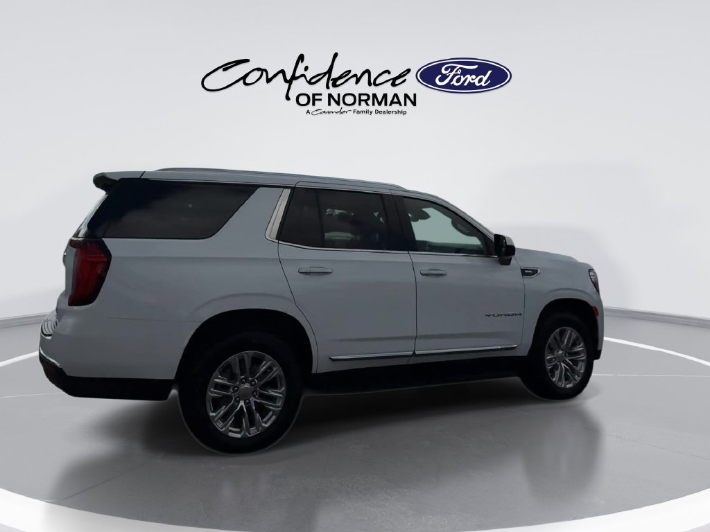 Used 2024 GMC Yukon SLT RWD image 10