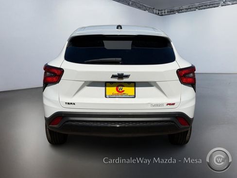 Used 2024 Chevrolet Trax RS w/ Driver Confidence Package image 6