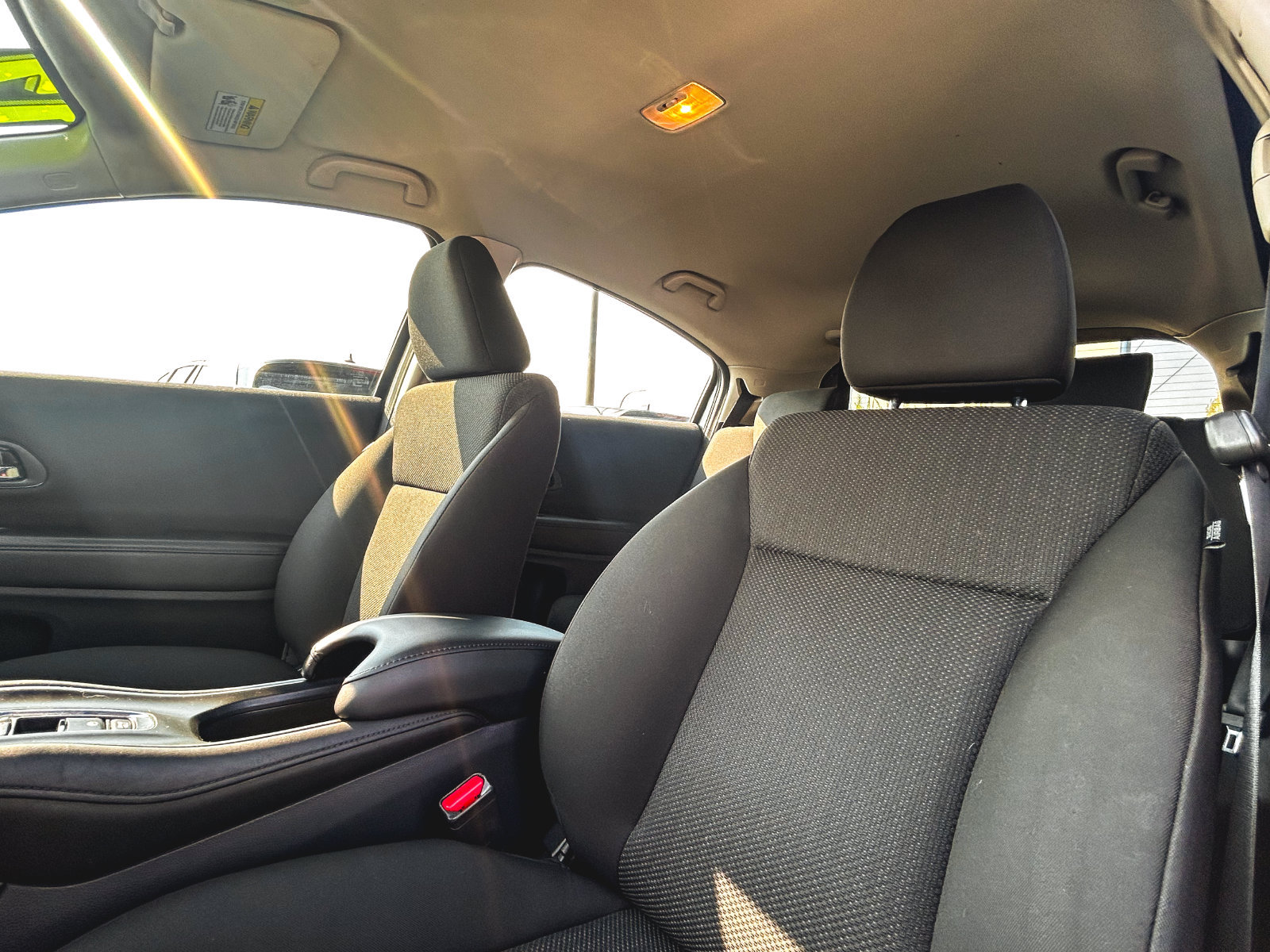 Used 2017 Honda HR-V LX image 12