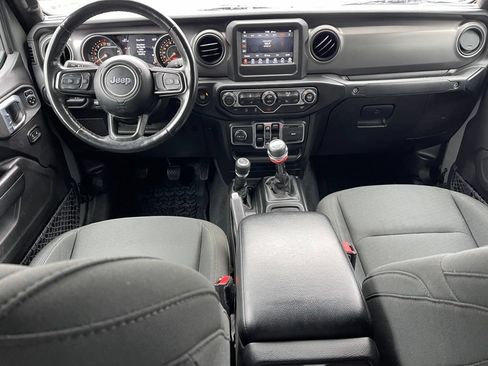 Used 2021 Jeep Gladiator Sport AWD/4WD image 19
