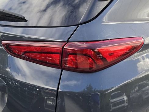 Used 2023 Hyundai Kona SEL image 7