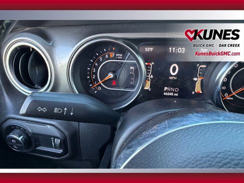 Used 2023 Jeep Gladiator Overland image 15