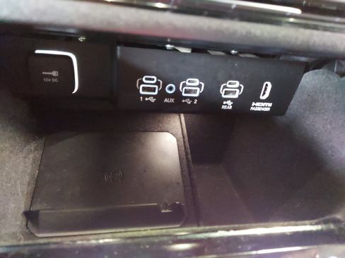 Used 2023 Jeep Wagoneer Series III w/ Premium Group I RWD image 21