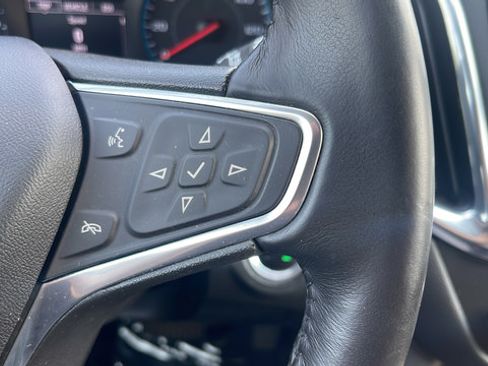 Used 2018 Chevrolet Equinox LT AWD/4WD image 35