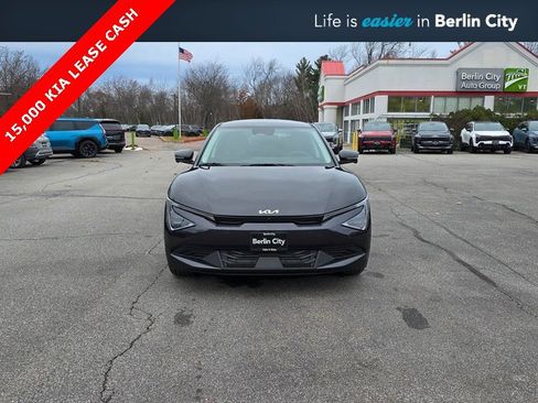 New 2025 Kia EV6 Light w/ Light LR Technology Package image 2