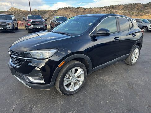 Used 2022 Buick Encore GX Preferred w/ Cold Weather Comfort Package image 3