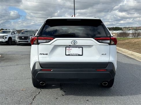 Used 2024 Toyota RAV4 XLE image 7