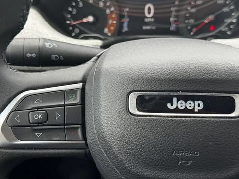 Certified 2024 Jeep Compass Latitude AWD/4WD image 23