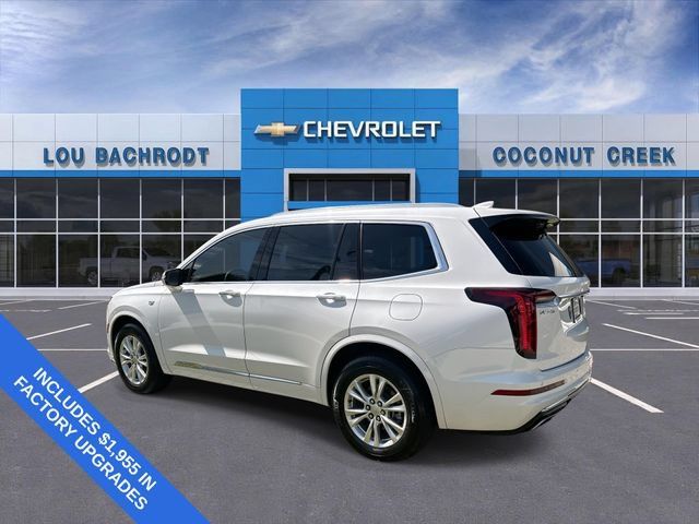 Used 2024 Cadillac XT6 Luxury w/ LPO, Floor Liner Package FWD image 6