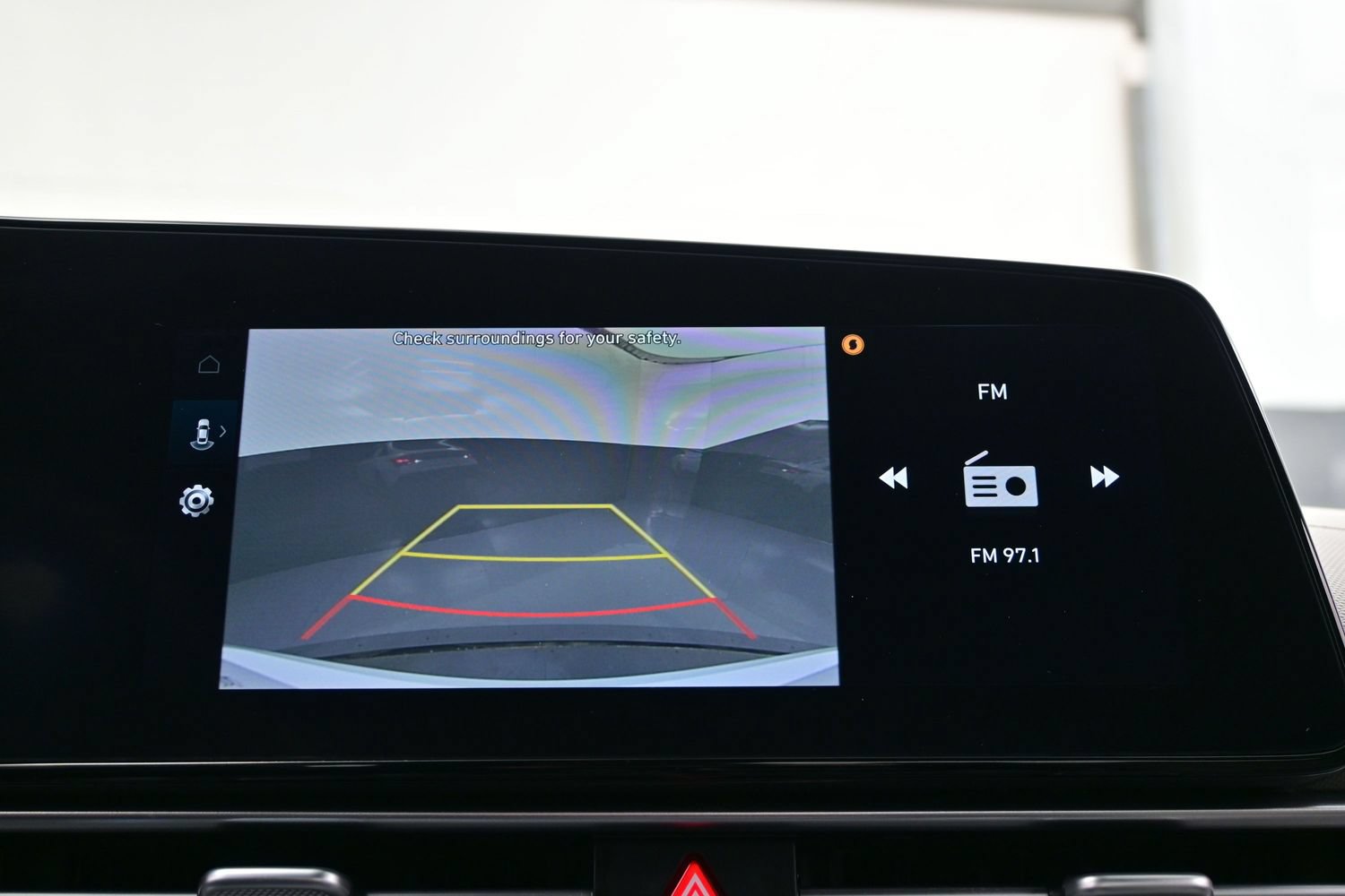 Certified 2024 Hyundai Elantra SEL FWD image 18
