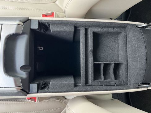 Used 2017 Lincoln MKZ Reserve w/ Technology Package image 29