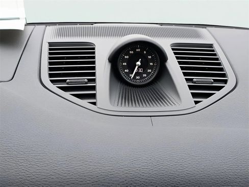 New 2026 Porsche Panamera image 22