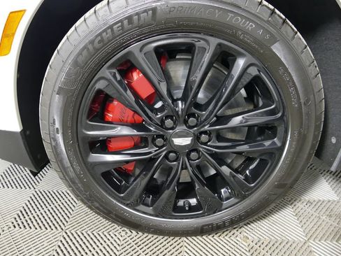 Used 2025 Cadillac XT5 Sportv w/ LPO, Onyx Lite Package image 26