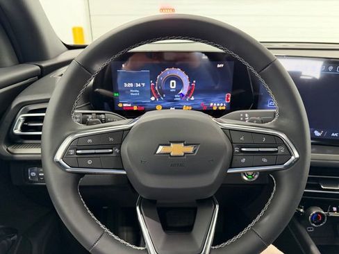 New 2026 Chevrolet Traverse LT w/ Driver Confidence Package image 14