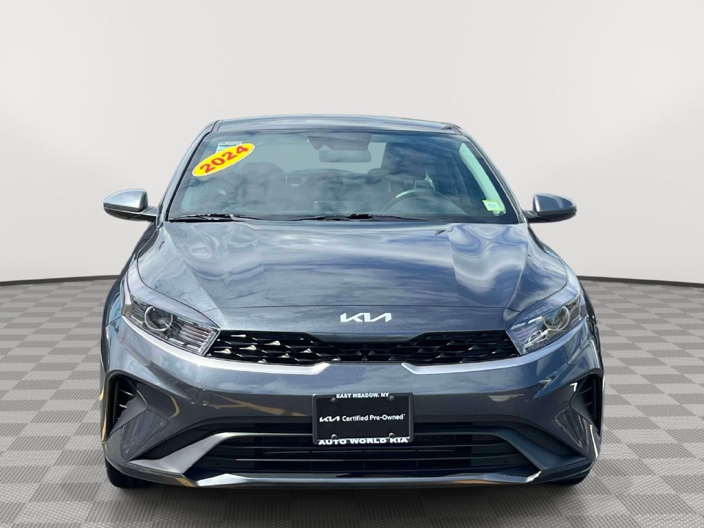 Certified 2024 Kia Forte LXS FWD image 2