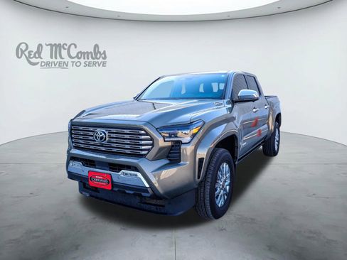 Certified 2025 Toyota Tacoma Limited AWD/4WD image 1