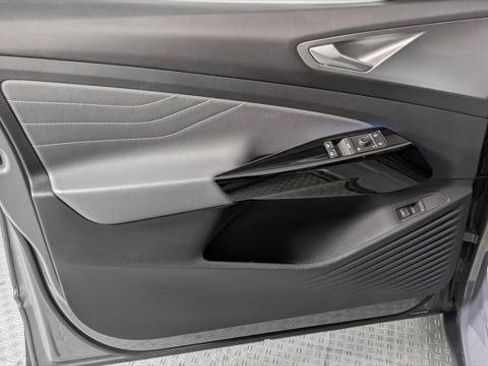 Used 2023 Volkswagen ID.4 S RWD image 13