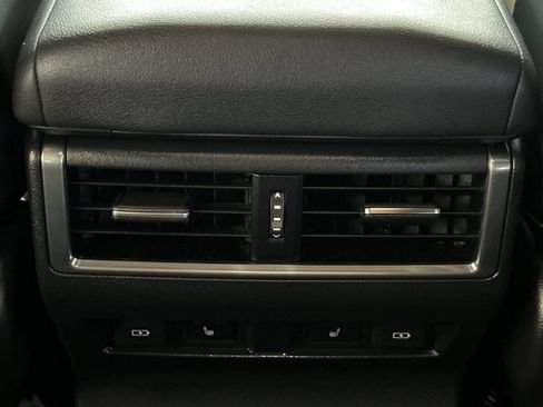 Used 2024 Lexus GX 550 AWD/4WD image 14