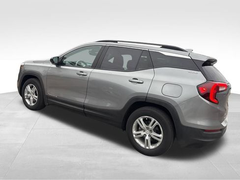 Used 2023 GMC Terrain SLE w/ Driver Convenience Package image 19