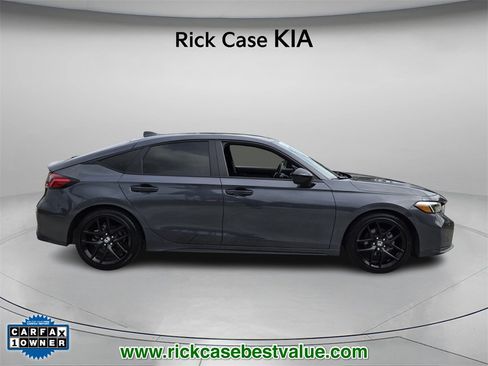 Used 2025 Honda Civic Sport image 4