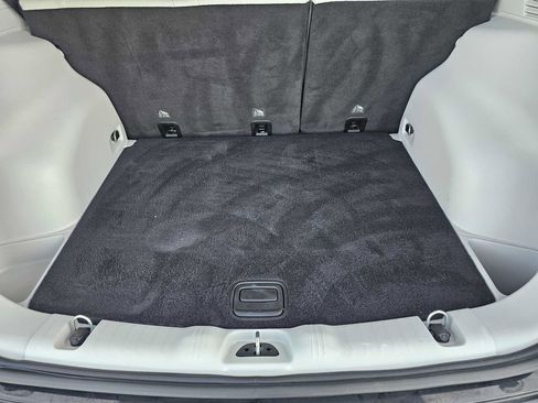 Used 2018 Jeep Compass Latitude w/ Popular Equipment Group image 12