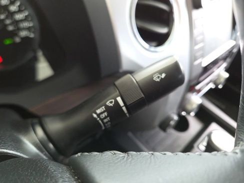 Used 2019 Toyota Tundra Limited w/ Limited Premium Package AWD/4WD image 63