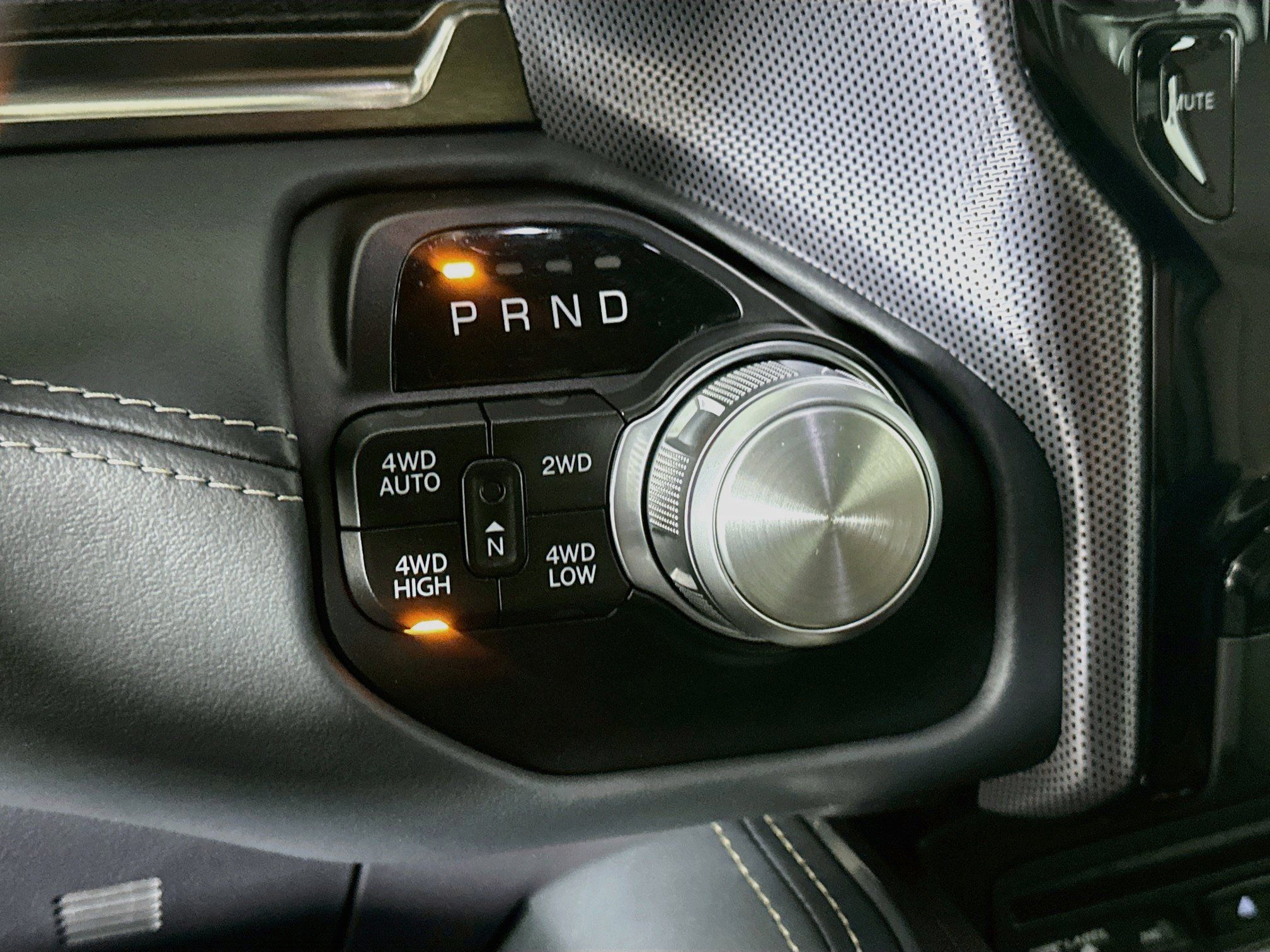 Used 2019 RAM 1500 Limited AWD/4WD image 25