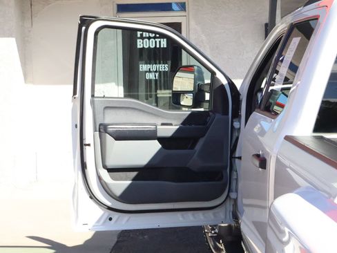 Used 2024 Ford F350 XLT AWD/4WD image 17