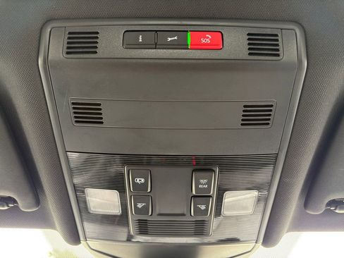 Used 2025 Volkswagen Jetta Sport FWD image 26