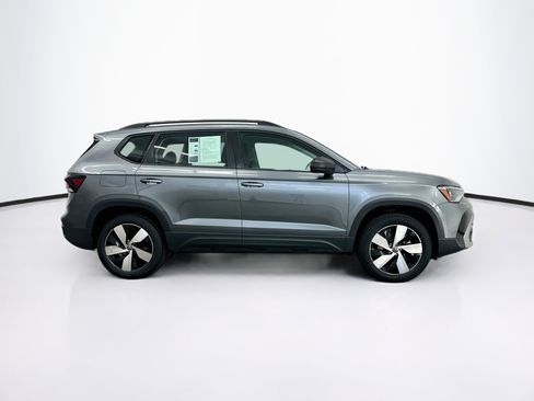 Used 2025 Volkswagen Taos S AWD/4WD image 10
