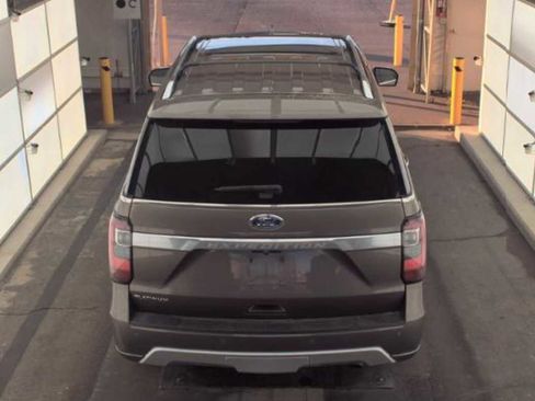 Used 2018 Ford Expedition Platinum image 26