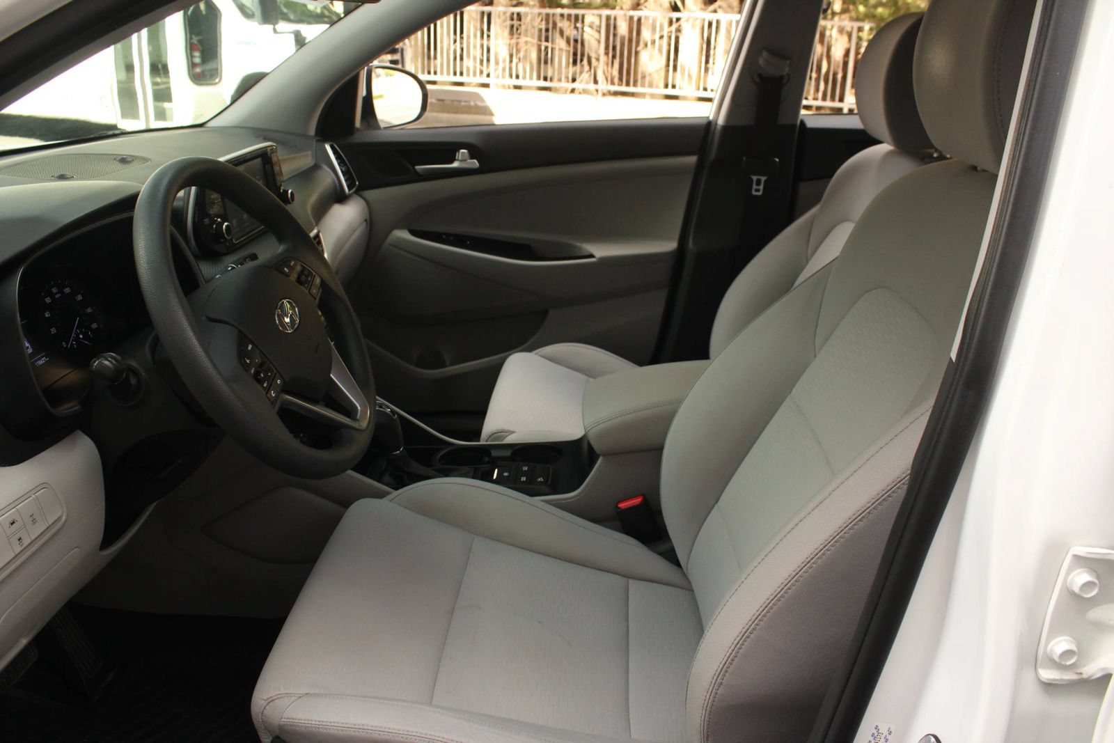 Used 2020 Hyundai Tucson SE AWD/4WD image 15