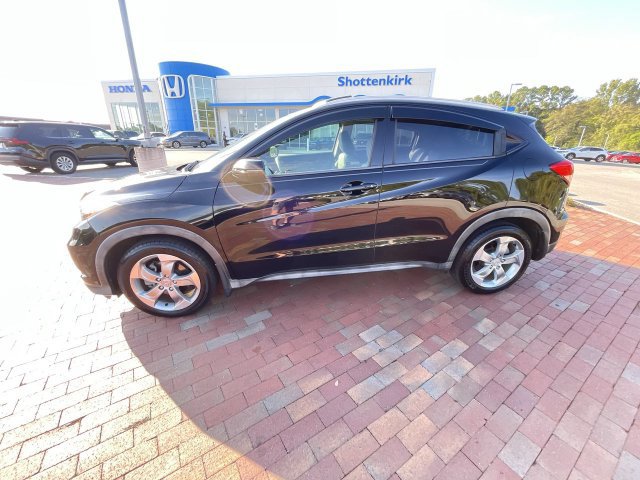 Used 2017 Honda HR-V EX-L image 30