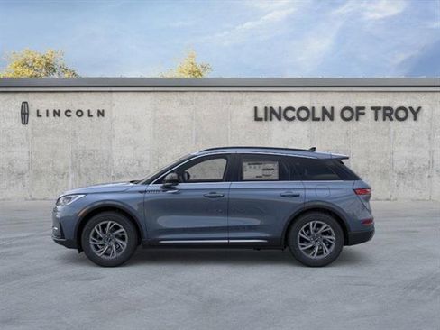 New 2026 Lincoln Corsair Premiere image 3