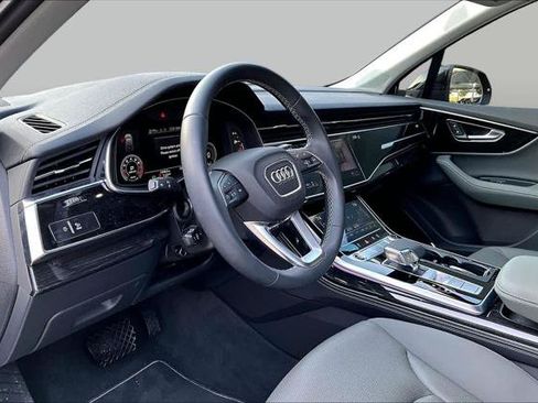 Certified 2025 Audi Q7 3.0T Premium Plus AWD/4WD image 16