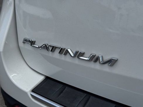 Used 2023 Ford Explorer Platinum w/ Technology Package AWD/4WD image 12