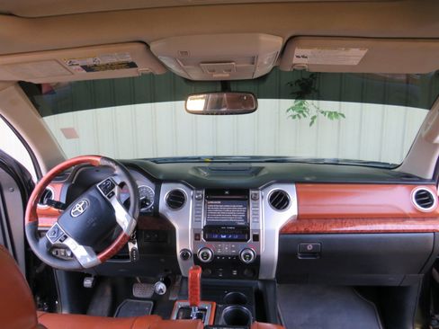 Used 2014 Toyota Tundra 1794 Edition image 18