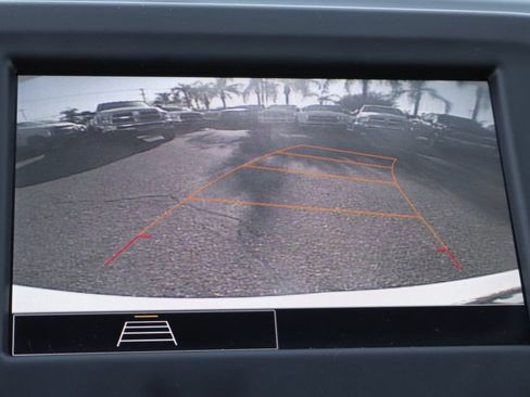 Used 2023 Chevrolet Equinox LT w/ Driver Convenience Package FWD image 32