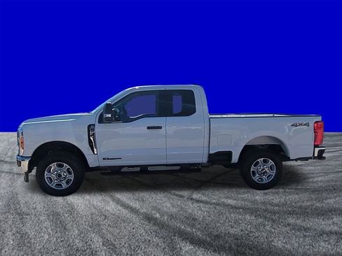 New 2026 Ford F250 XLT image 7