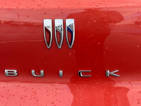Used 2024 Buick Encore GX Sport Touring AWD/4WD image 38