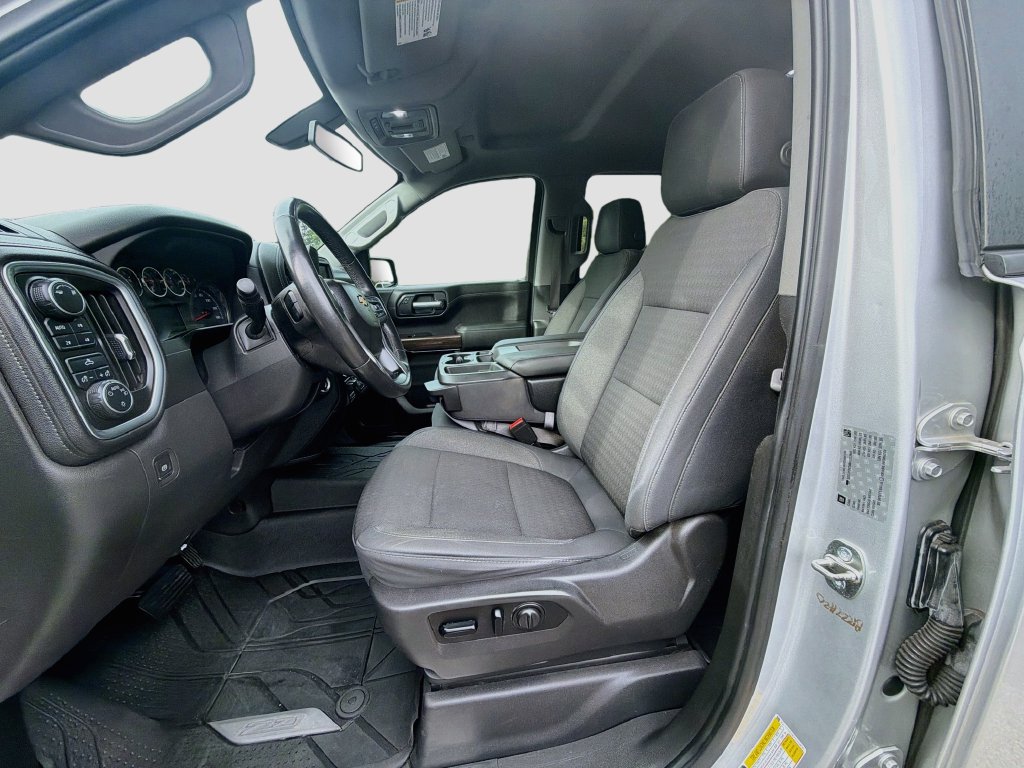 Used 2019 Chevrolet Silverado 1500 LT w/ Texas Edition AWD/4WD image 25