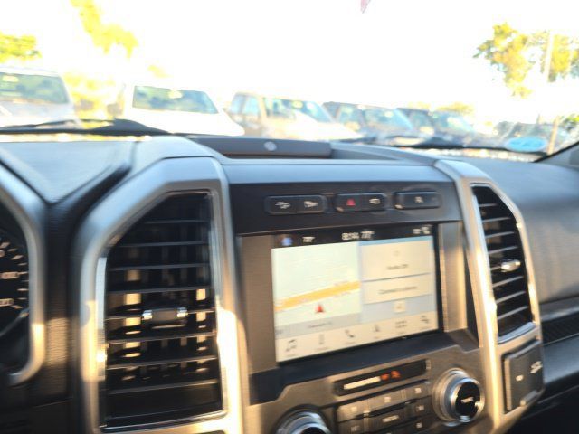 Used 2018 Ford F150 Lariat w/ Equipment Group 502A Luxury AWD/4WD image 12