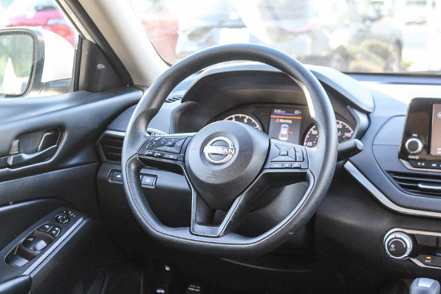 Used 2023 Nissan Altima 2.5 S FWD image 19
