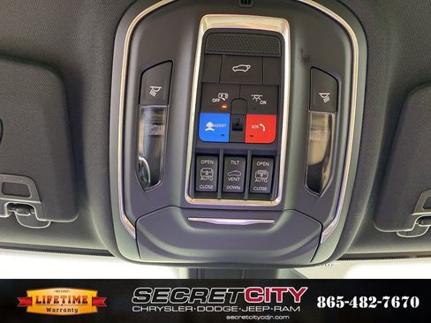 New 2025 Jeep Grand Cherokee L Limited w/ Trailer Tow Package image 21