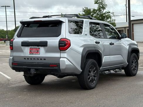 Used 2025 Toyota 4Runner SR5 image 6