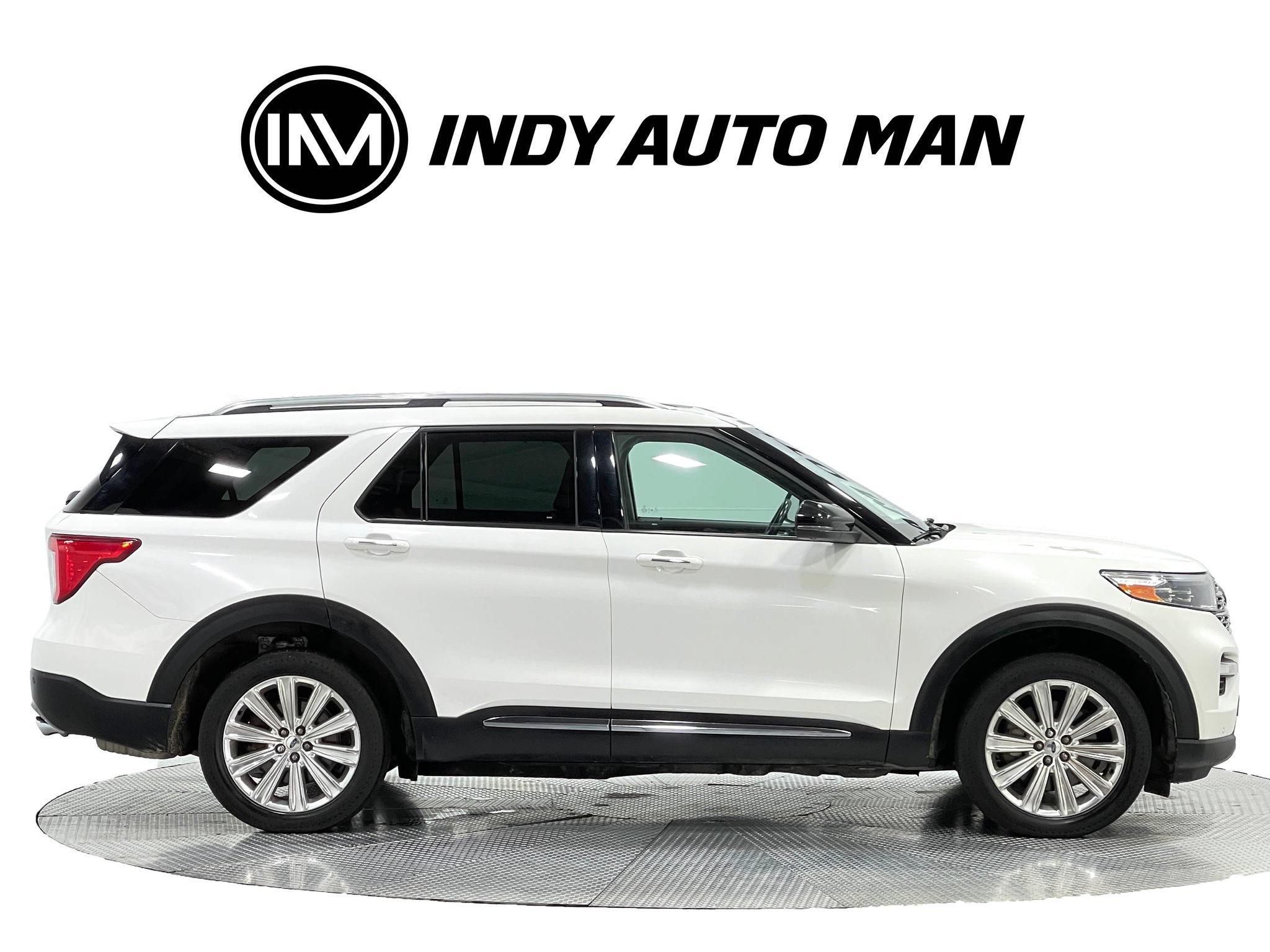 Used 2021 Ford Explorer Limited w/ Hybrid Equipment Group 310A AWD/4WD image 3