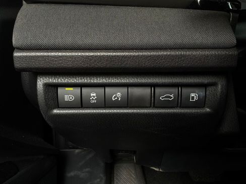 Used 2025 Toyota Camry LE FWD image 24