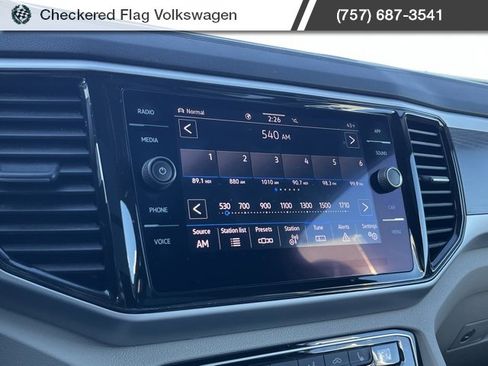 Used 2022 Volkswagen Atlas SE w/ Panoramic Sunroof Package image 40