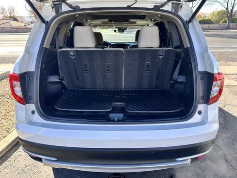 Used 2022 Honda Pilot Elite image 14