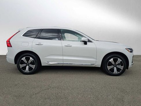 Certified 2023 Volvo XC60 T8 Core image 2